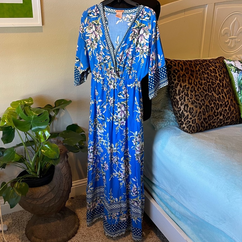 BLUE FLORAL DRESS by FLYING TOMATO 🍅